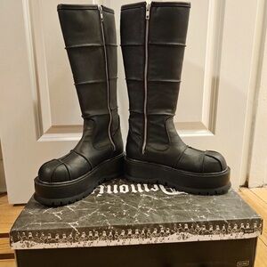 Demonic slacker black platform boots
